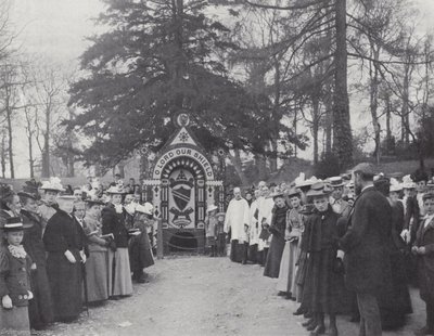Decoración de Pozos en Tissington, Servicio en el Pozo del Tejo de J. Benjamin Stone